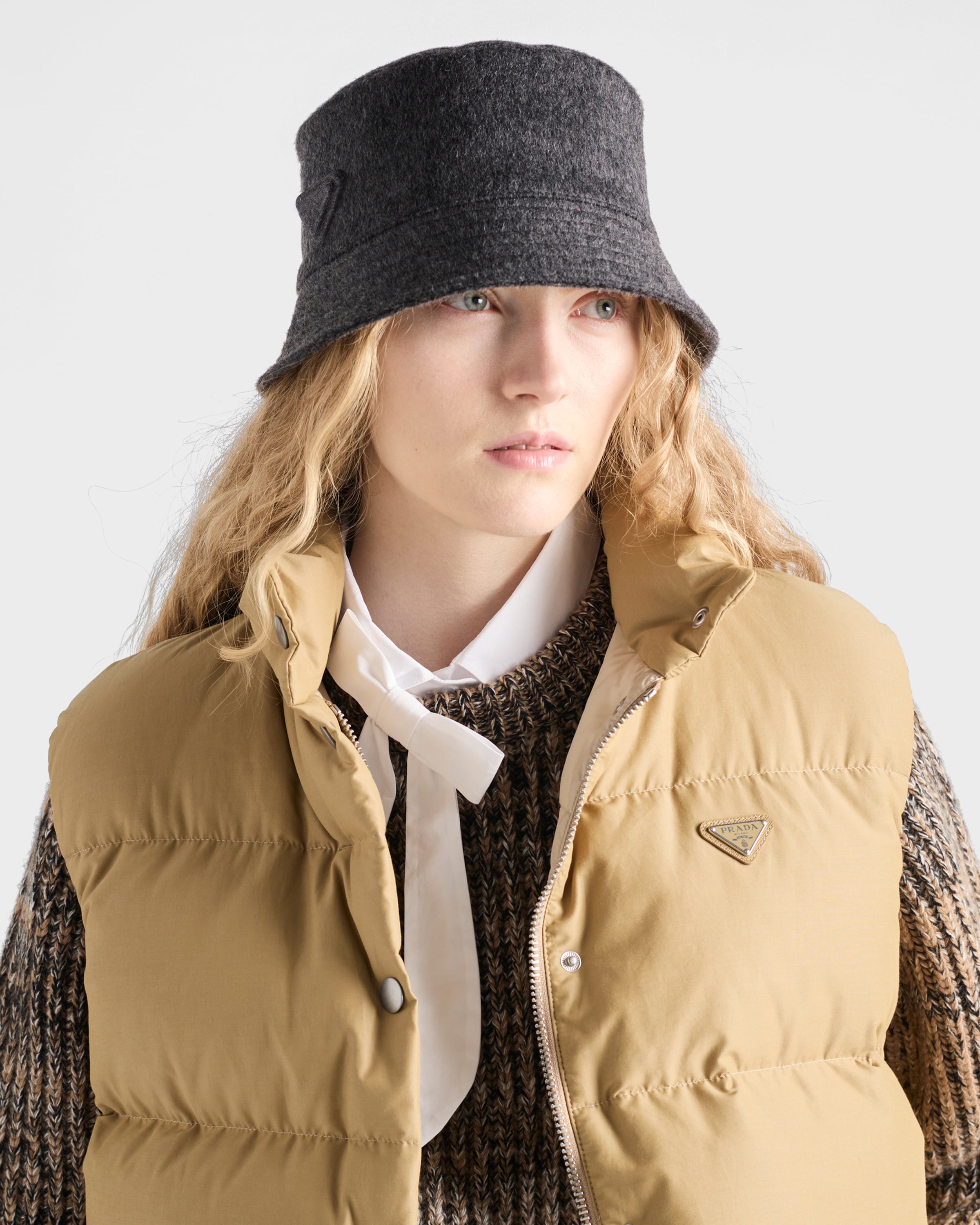 Loden fabric bucket hat