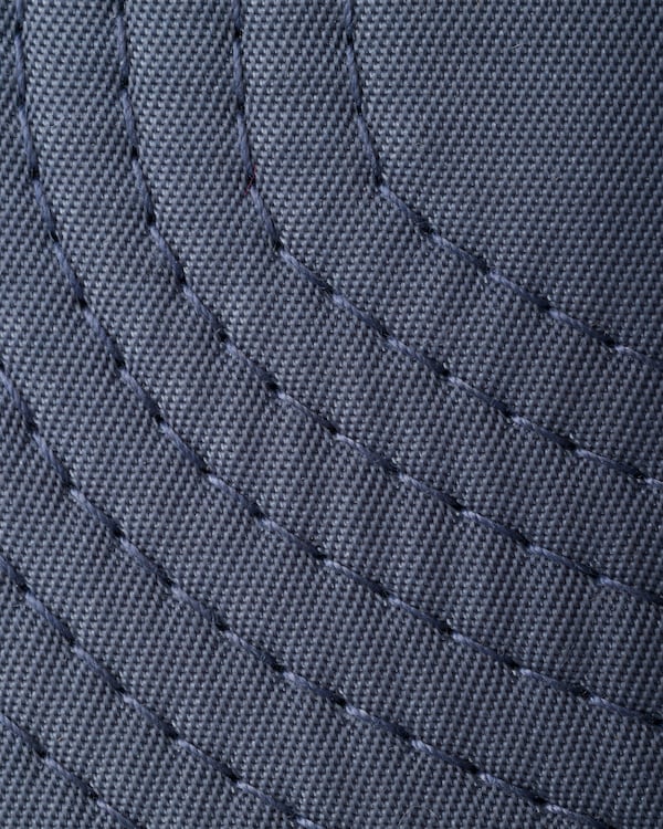 Casquette de baseball en Re-Nylon - Bleu Aviation Casquette de baseball en Re-Nylon - Bleu Aviation