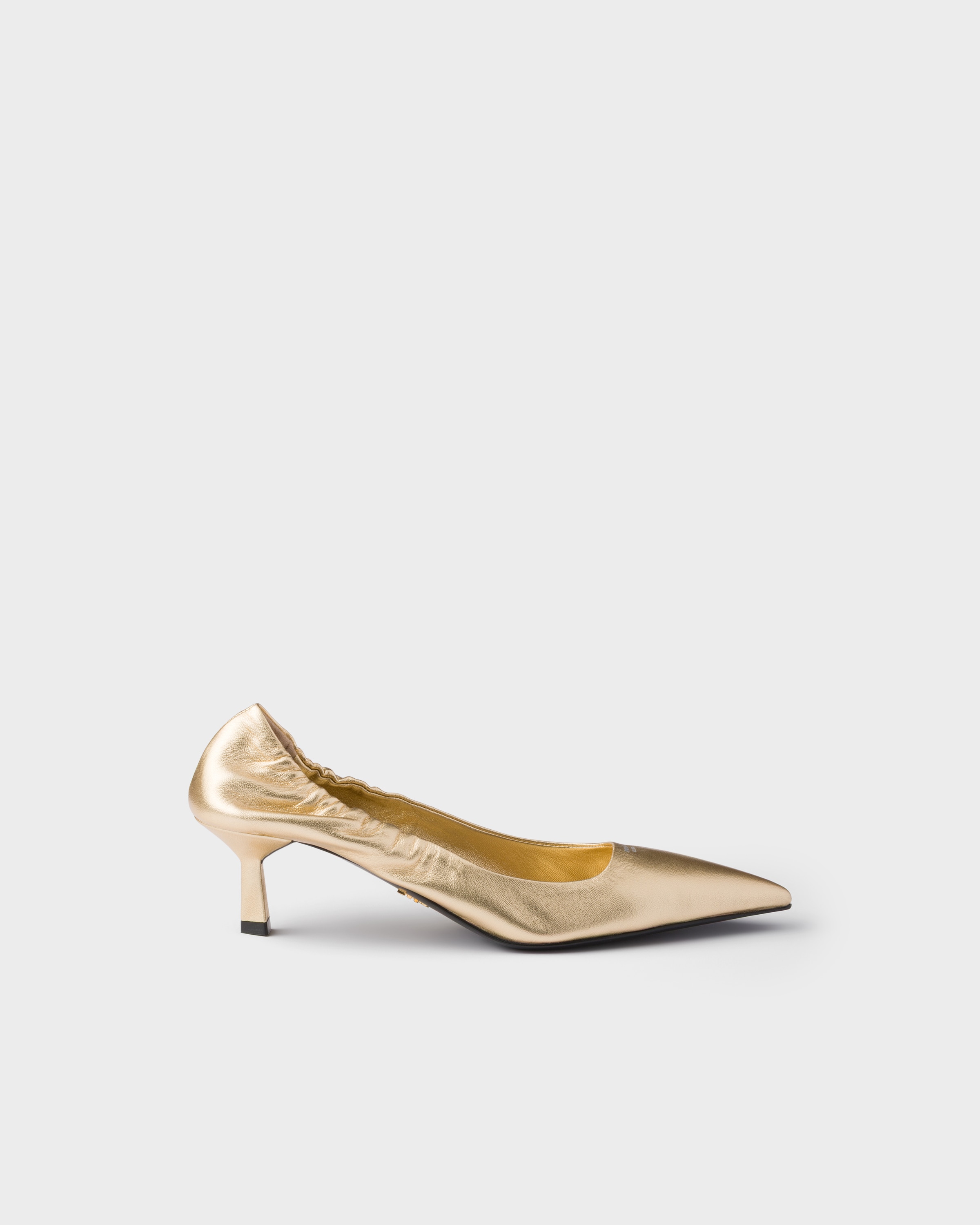 ゴールド モルドレ ナッパレザー パンプス | PRADA