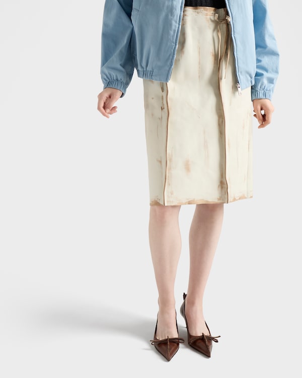 Pumps aus antikem Leder Pumps aus antikem Leder