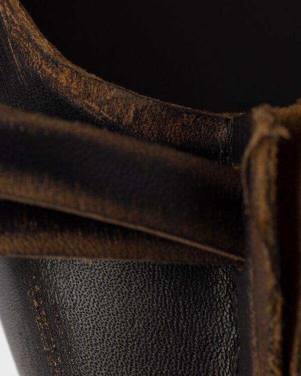 Antiqued leather pumps Antiqued leather pumps