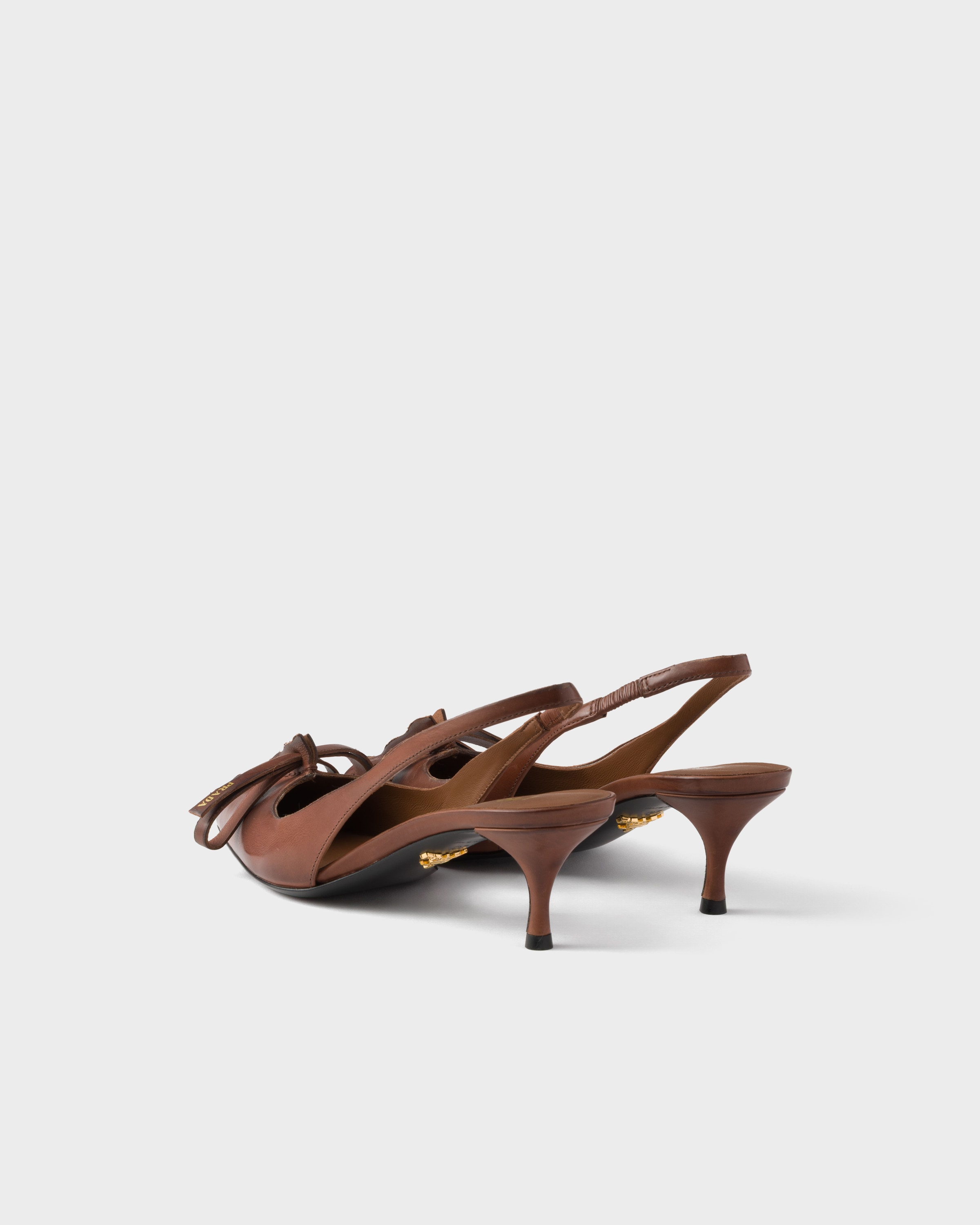 Sapato Slingback Em Couro Marrom Cacau | PRADA - Brasil