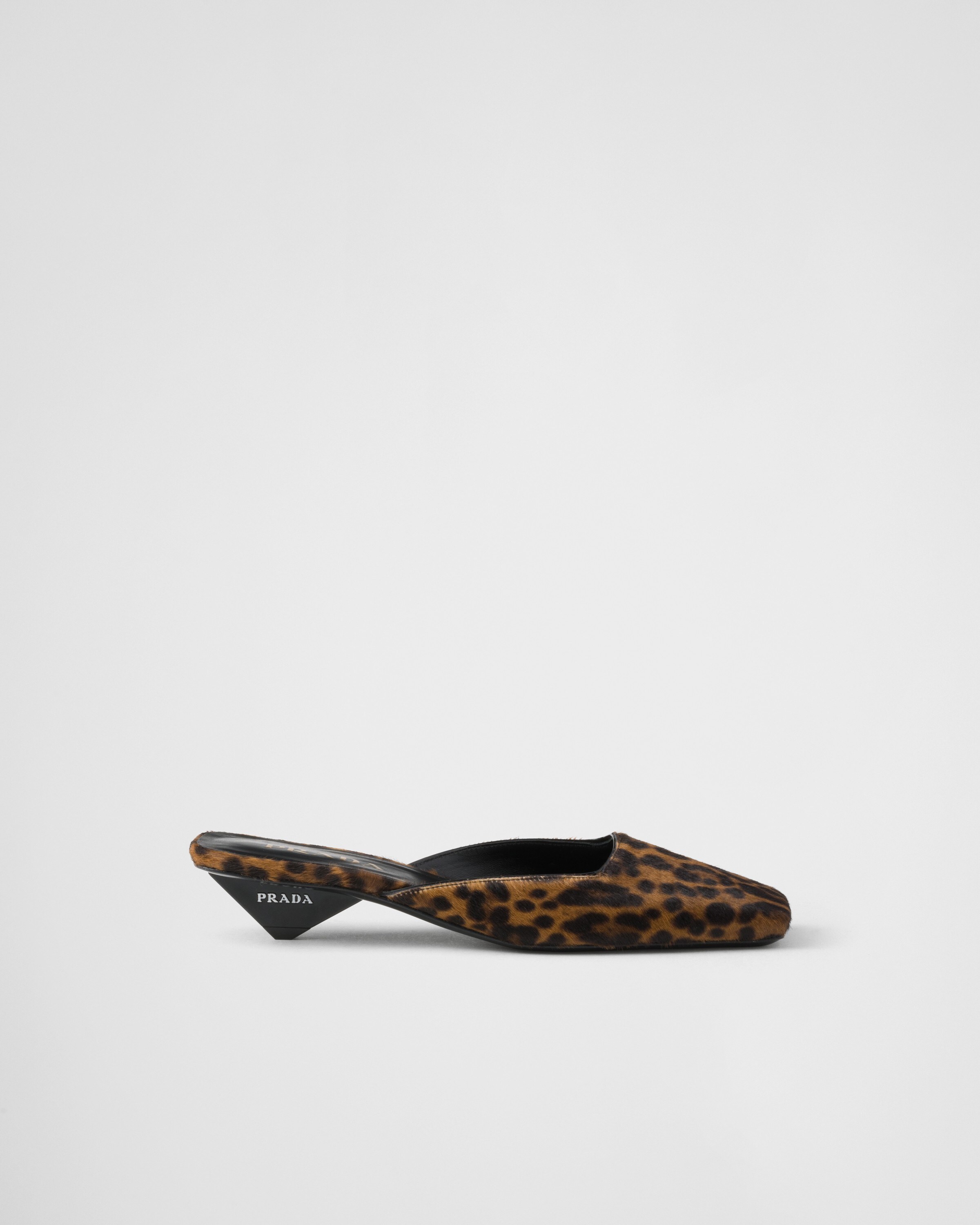 プラダ PRADAミュール エナメル スクエアトゥ葉 グリーン 37 1/2（2024  