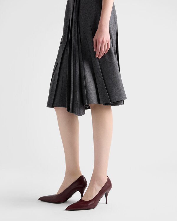 Zapatos de salón de piel Zapatos de salón de piel