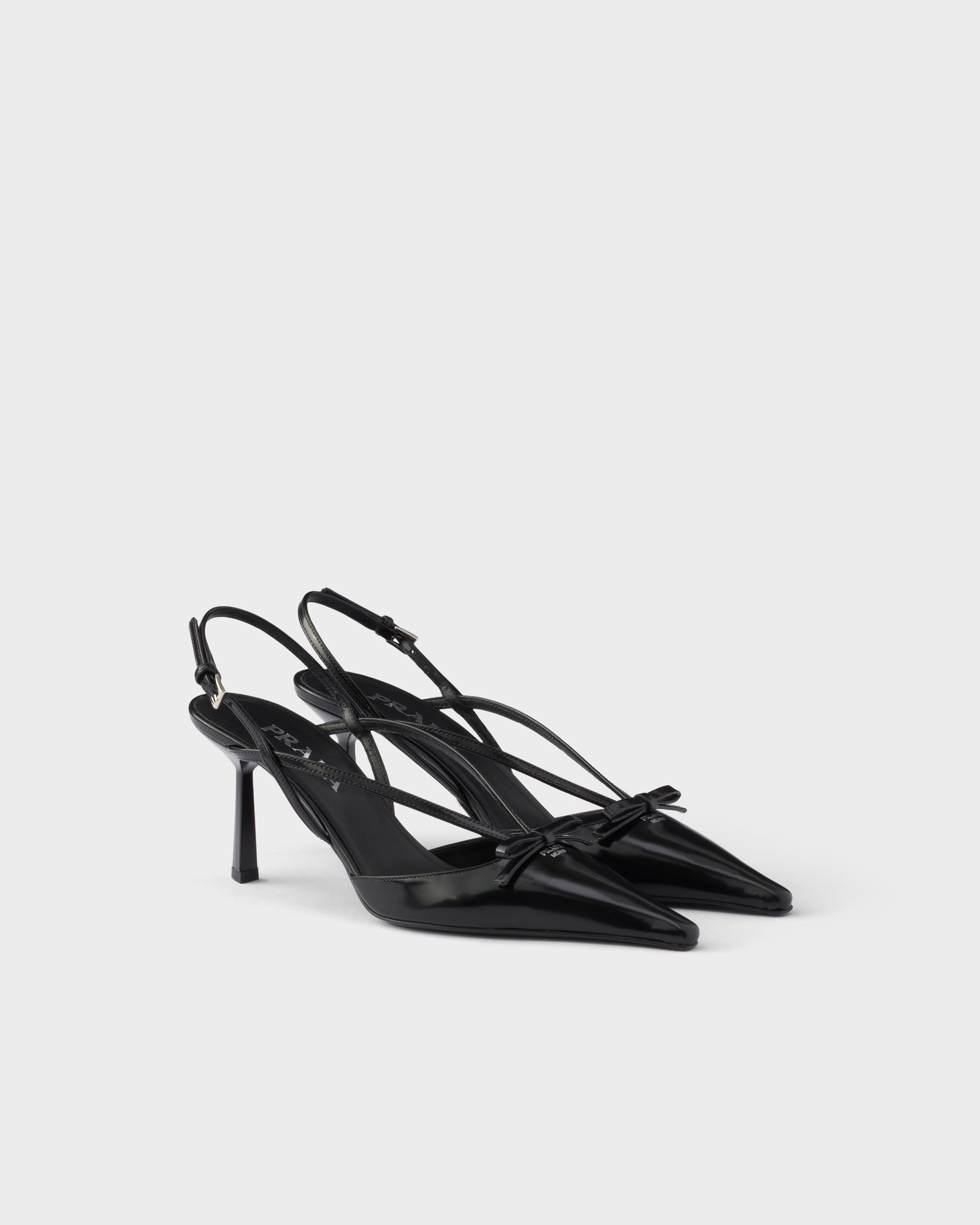 ブラック ブラッシュドレザー スリングバックパンプス | PRADA - 日本