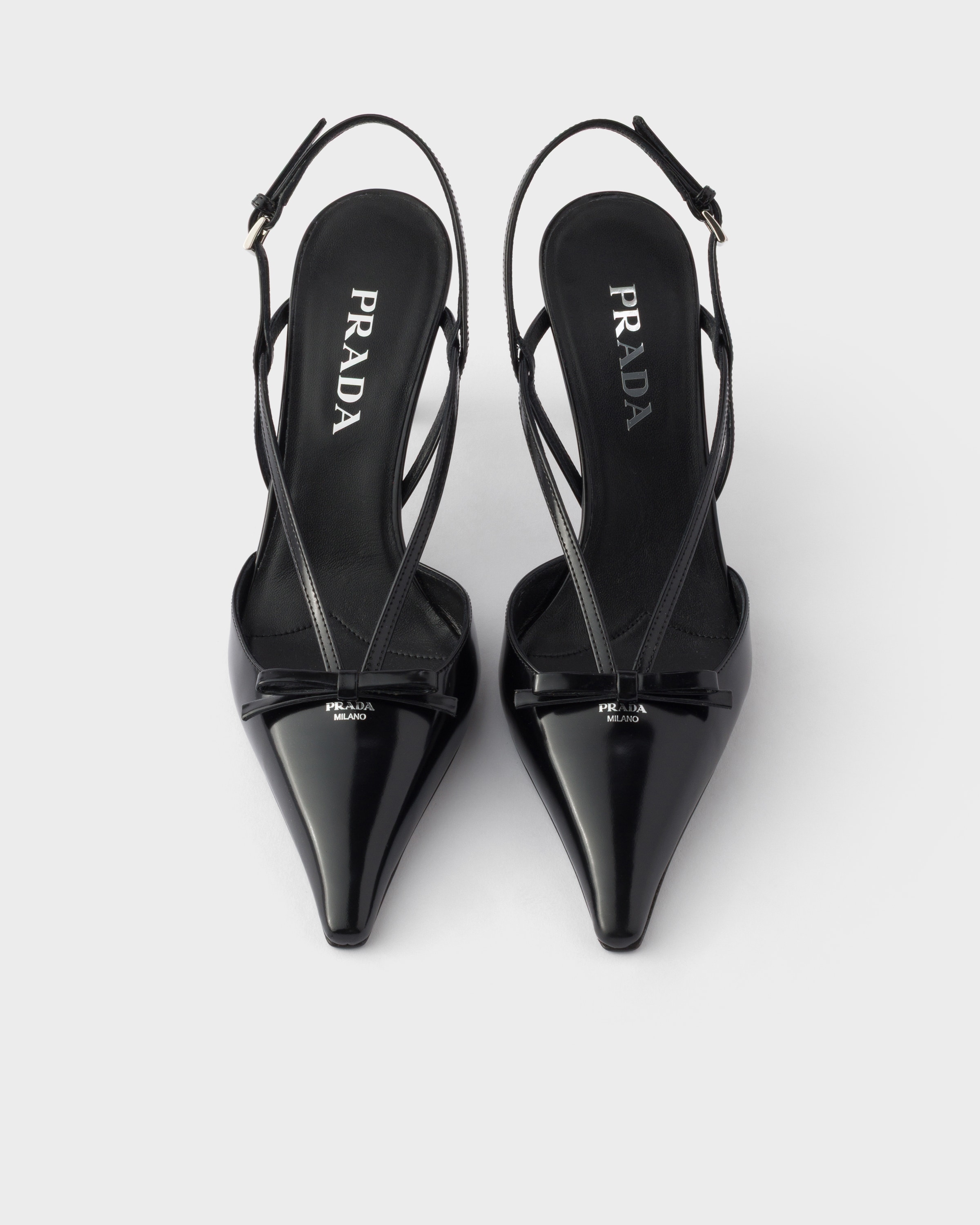 ブラック ブラッシュドレザー スリングバックパンプス | PRADA - 日本