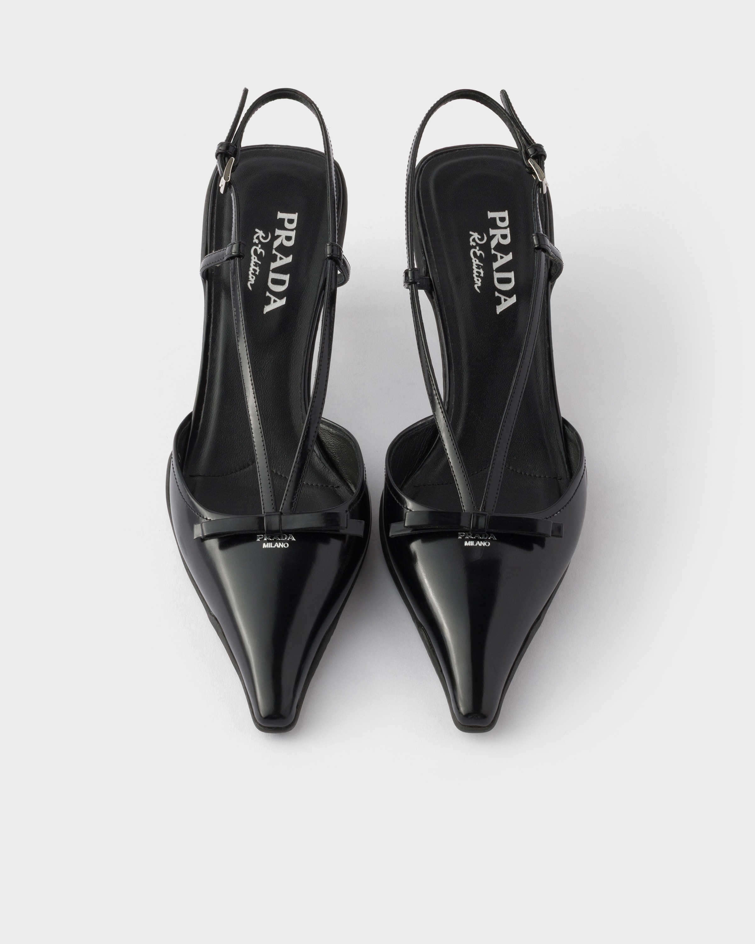 ブラック ブラッシュドレザー スリングバックパンプス | PRADA - 日本