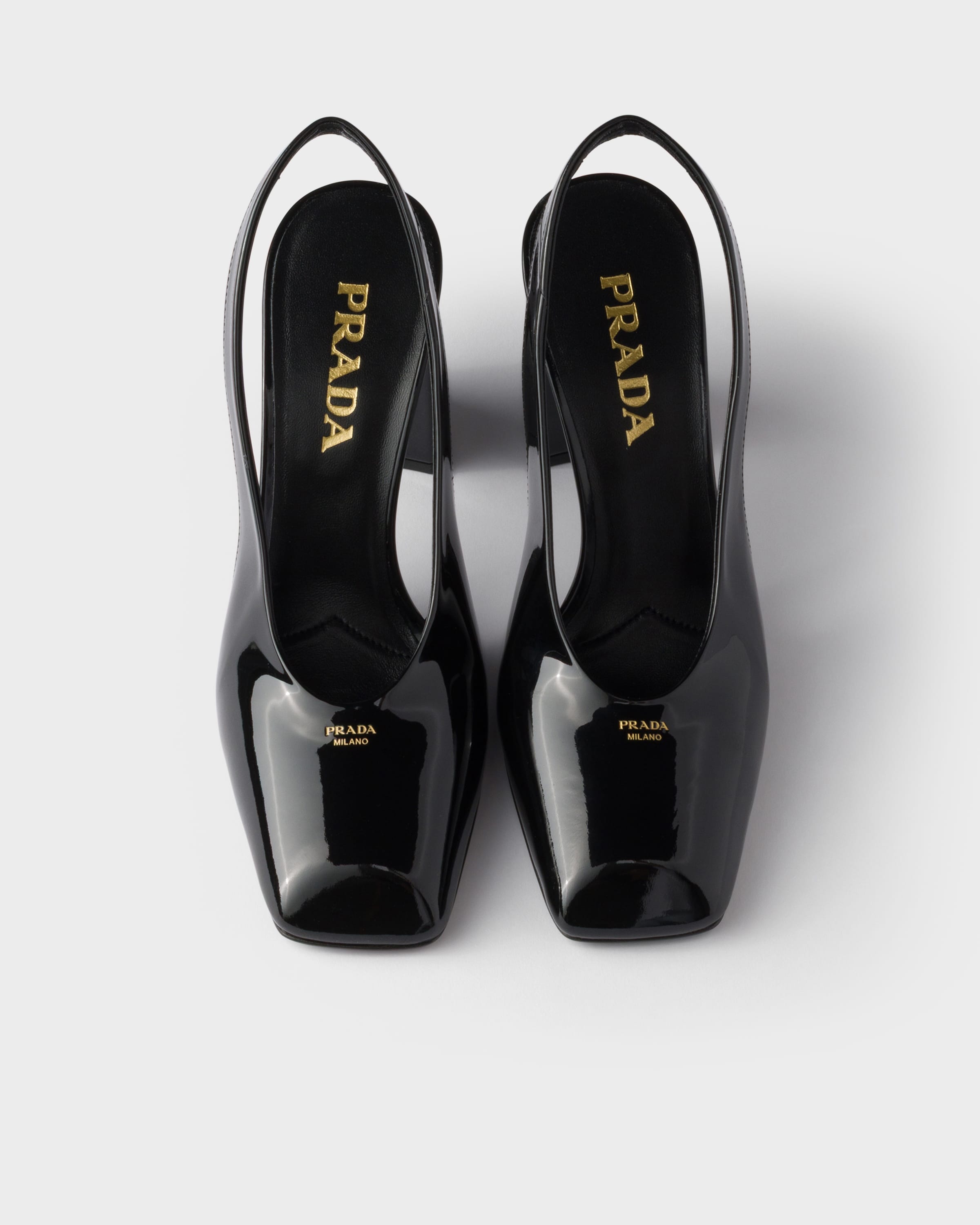 ブラック パテントレザー スリングバックパンプス | PRADA - 日本