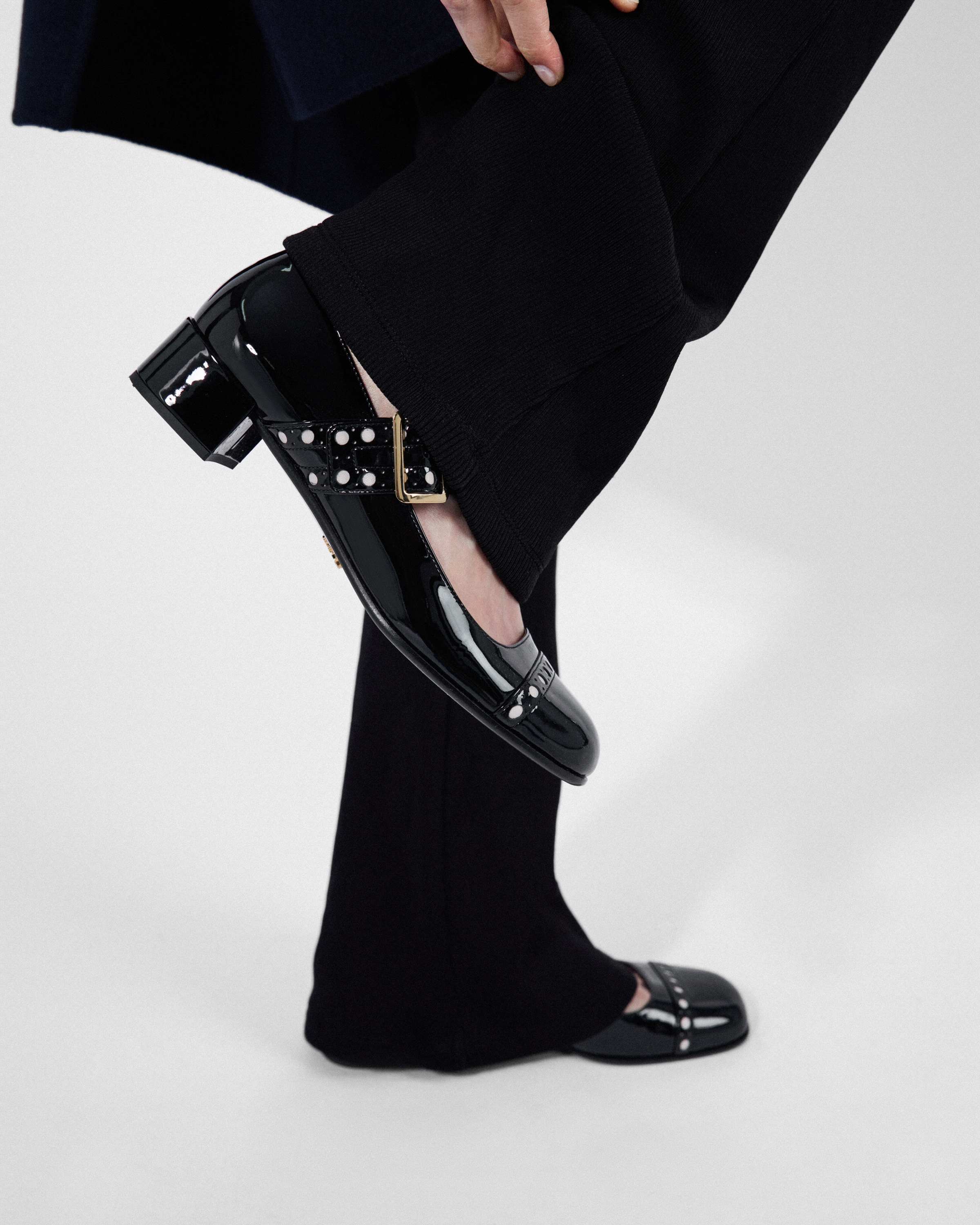 セール・キャンペーン ブラック PRADA | メリージェーンパンプス パテントレザー 靴