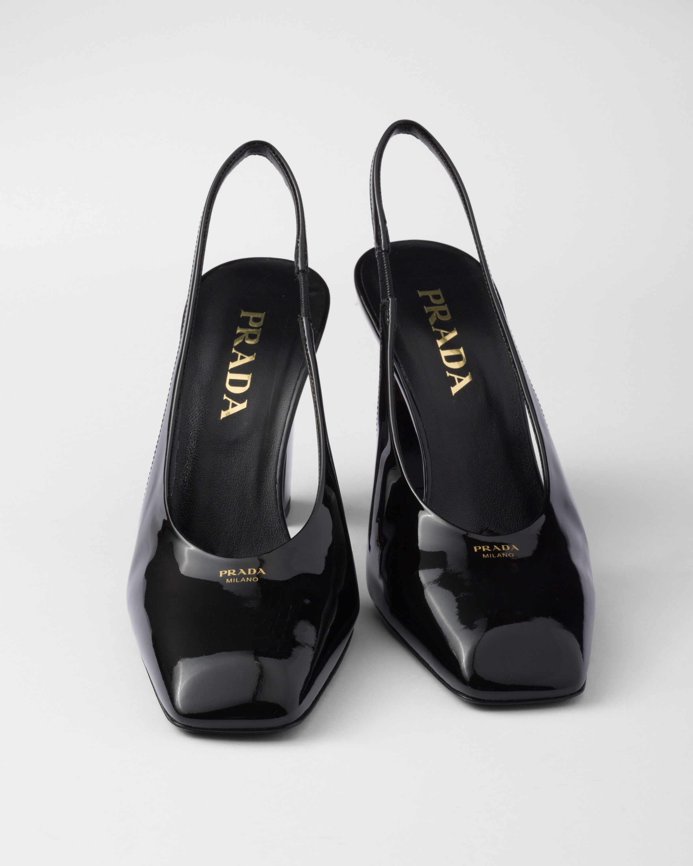 PRADA プラダ スリングバック トライアングルモチーフ パンプス