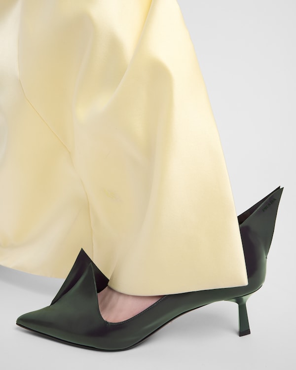 亮面皮革高跟鞋 亮面皮革高跟鞋