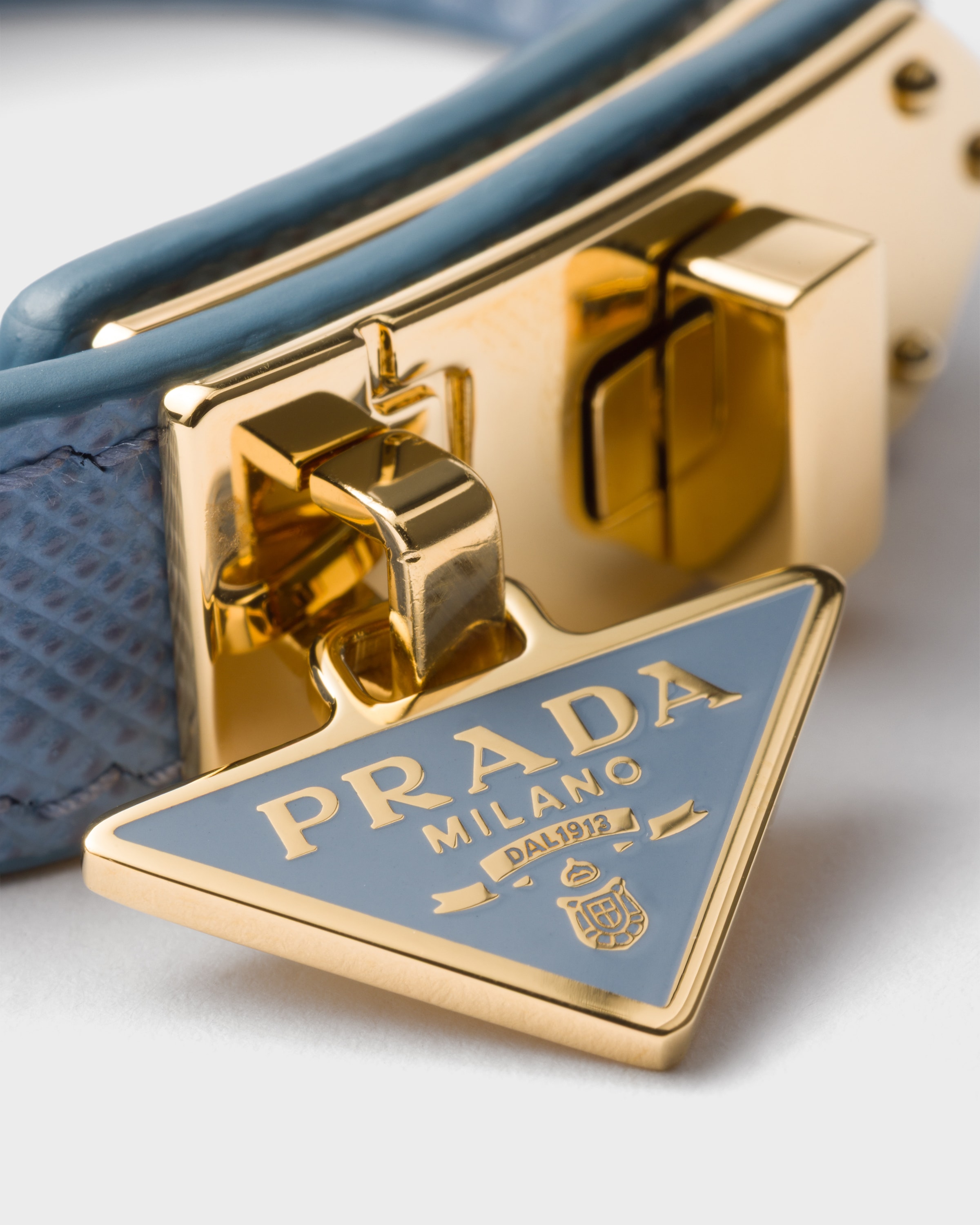アストラルブルー サフィアーノレザー ブレスレット | PRADA - 日本