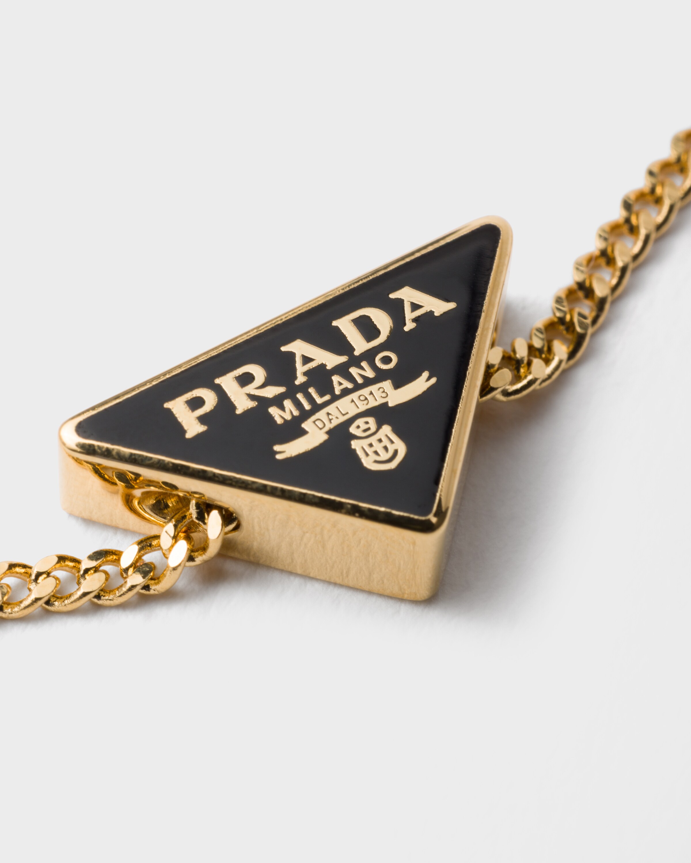 ゴールド/ブラック エナメルメタル ブレスレット | PRADA - 日本