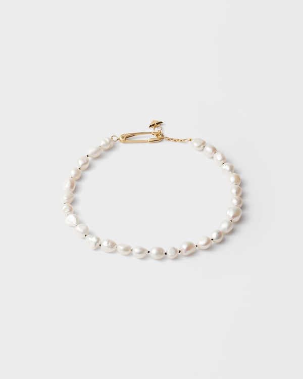 قلادة من المعدن تتزين باللؤلؤ - ذهبي/لؤلؤي قلادة من المعدن تتزين باللؤلؤ - ذهبي/لؤلؤي