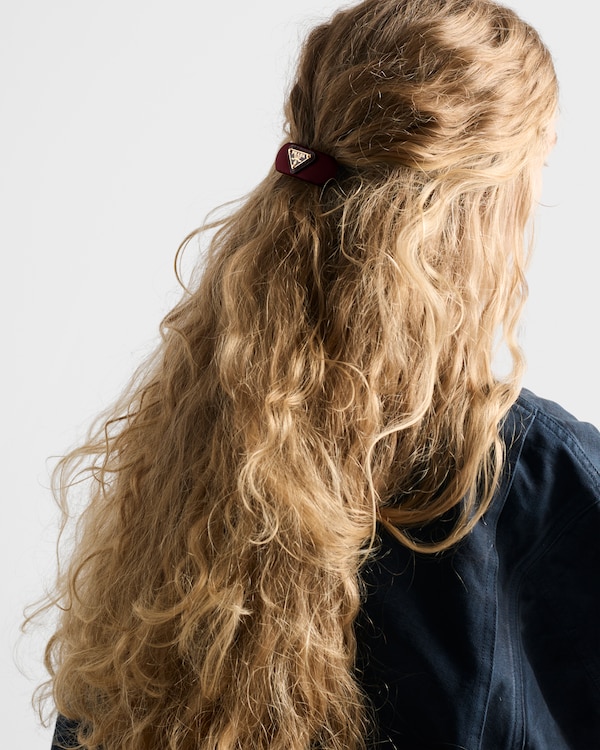 مشبك شعر من قماش نايلون معاد تدويره مشبك شعر من قماش نايلون معاد تدويره