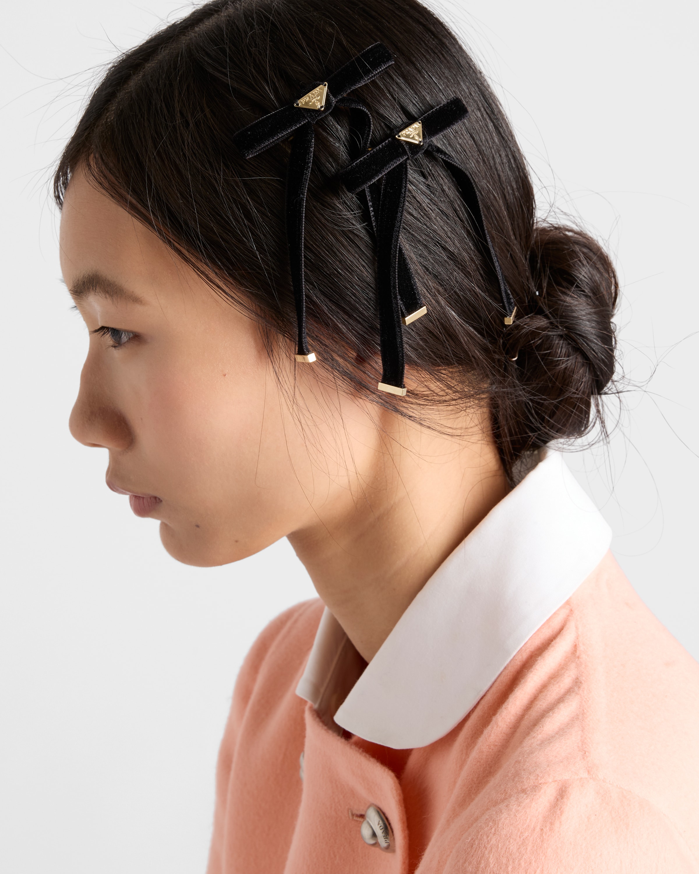 PRADA⭐︎プラダ⭐︎正規店購入　バレッタ　新品同様　ピンク　本物　ヘアアクセ プラダ レディース】ヘアアクセサリー コレクション｜PRADA