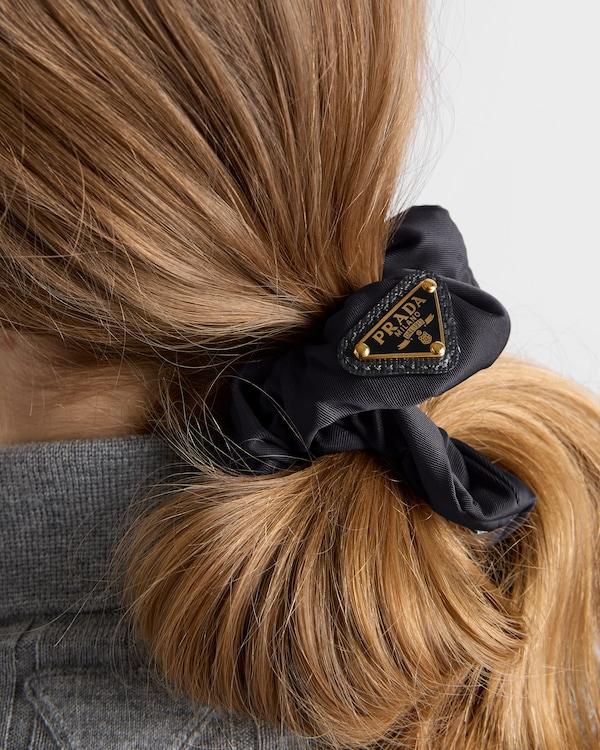 Haarbänder aus Re-Nylon - Schwarz/Kamee Haarbänder aus Re-Nylon - Schwarz/Kamee
