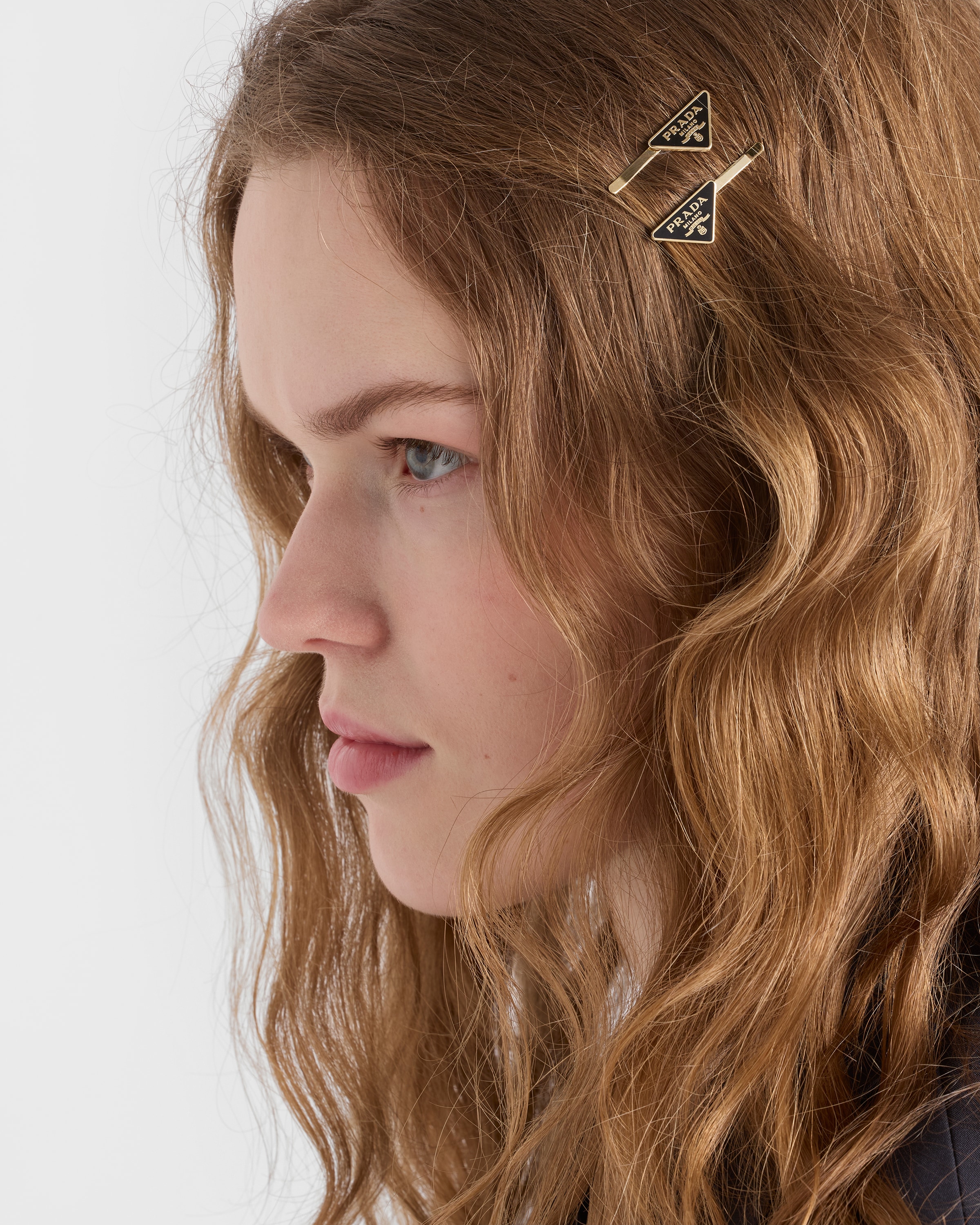 ブラック メタル ヘアクリップ | PRADA - 日本