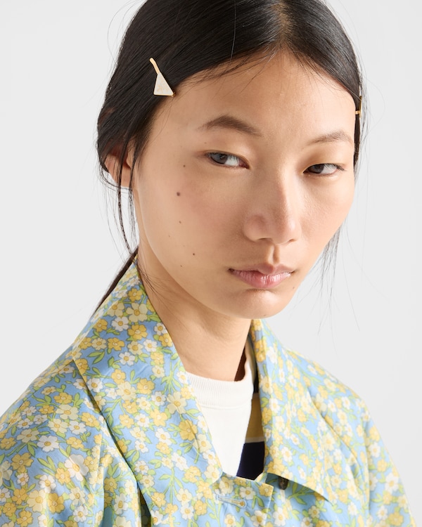 メタル ヘアクリップ - ホワイト メタル ヘアクリップ - ホワイト