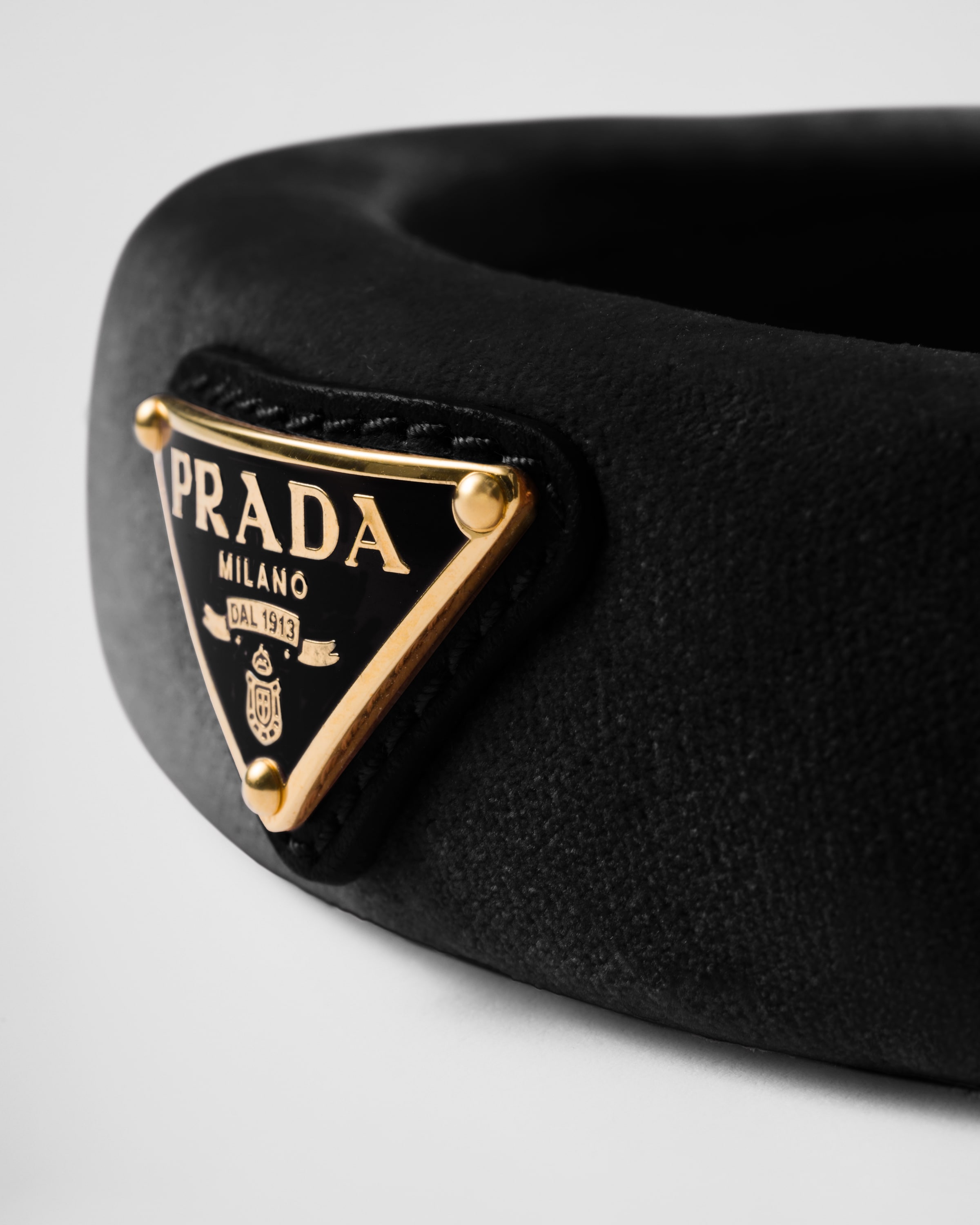 ブラック ベルベット ヘッドバンド | PRADA