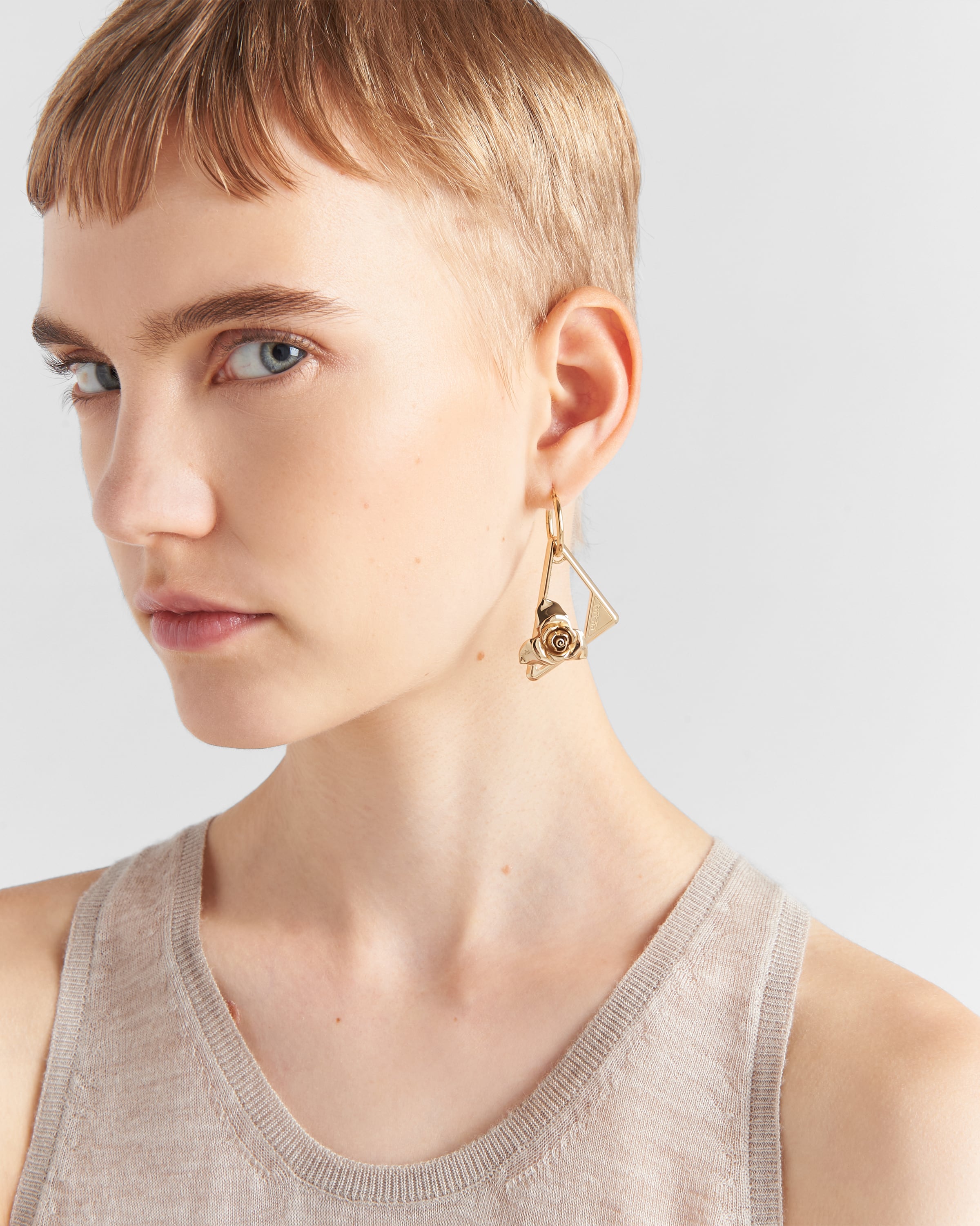 Prada flower earrings outlet