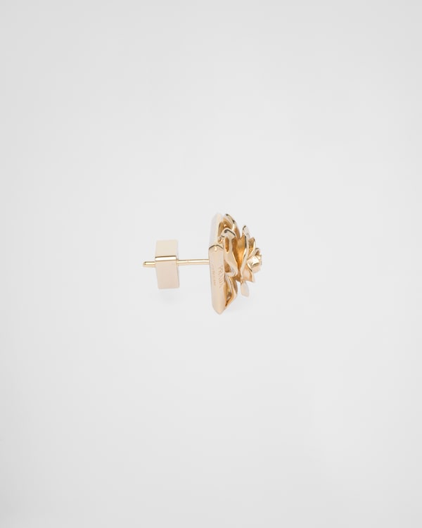 Metal earrings Metal earrings