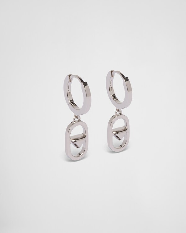 Metal earrings Metal earrings