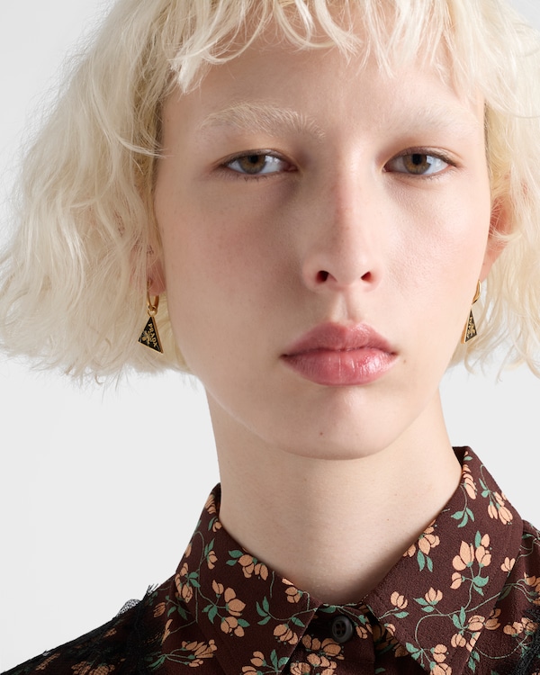 أقراط معدنية مطلية أقراط معدنية مطلية