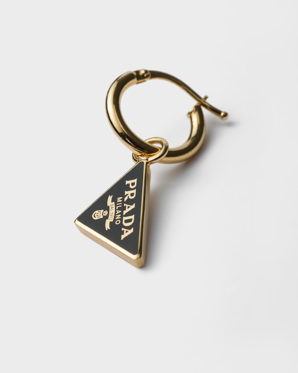 أقراط معدنية مطلية أقراط معدنية مطلية