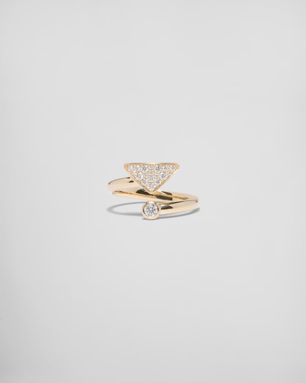 Eternal Gold contrarié ring in yellow gold with diamonds Eternal Gold contrarié ring in yellow gold with diamonds
