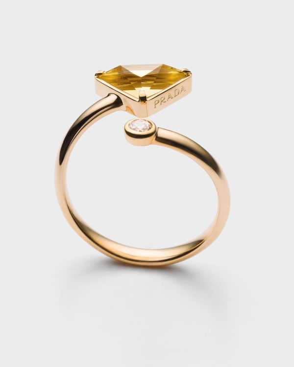 خاتم كونترارييه كلاسيكي من الذهب الأصفر والكوارتز الأخضر - ذهبي أصفر/أبيض/كوارتز أخضر خاتم كونترارييه كلاسيكي من الذهب الأصفر والكوارتز الأخضر - ذهبي أصفر/أبيض/كوارتز أخضر