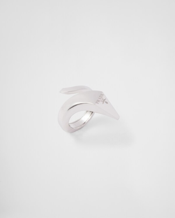 خاتم Eternal ذهبي بتصميم ثعبان بلون ذهبي أبيض خاتم Eternal ذهبي بتصميم ثعبان بلون ذهبي أبيض