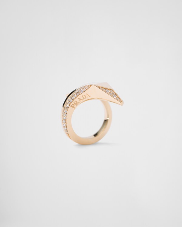Eternal Gold snake ring in yellow gold and diamonds Eternal Gold snake ring in yellow gold and diamonds