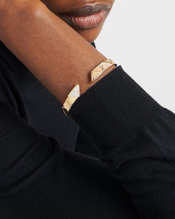 سوار بنغال ذهبي كلاسيكي من الذهب الأصفر والألماس - ذهبي/أبيض سوار بنغال ذهبي كلاسيكي من الذهب الأصفر والألماس - ذهبي/أبيض