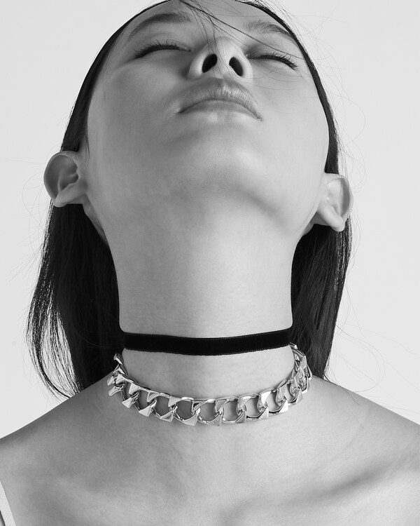 이터널 골드 브레이슬릿, 옐로우 골드와 벨벳 리본 이터널 골드 브레이슬릿, 옐로우 골드와 벨벳 리본