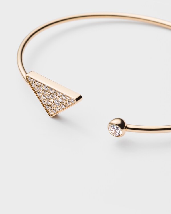 Brazalete Eternal Gold: oro y diamantes Brazalete Eternal Gold: oro y diamantes