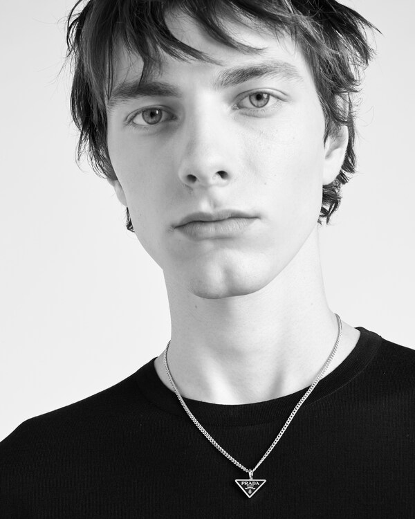 Eternal Gold pendant necklace in yellow gold Eternal Gold pendant necklace in yellow gold