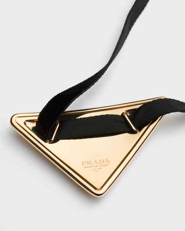 Eternal Gold choker with large pendant in yellow gold Eternal Gold choker with large pendant in yellow gold