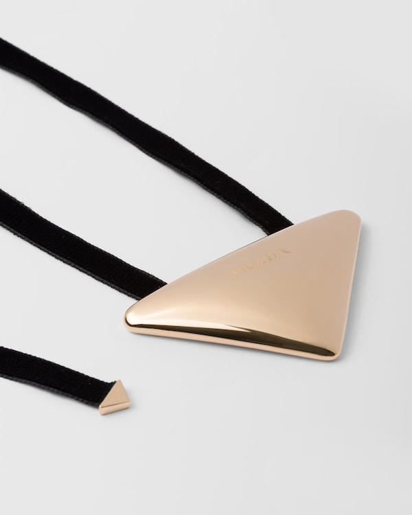 Eternal Gold choker with large pendant in yellow gold Eternal Gold choker with large pendant in yellow gold