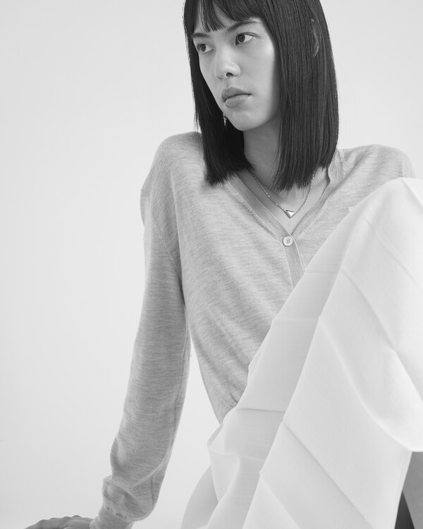 Eternal Gold necklace in rose gold with mini triangle pendant Eternal Gold necklace in rose gold with mini triangle pendant