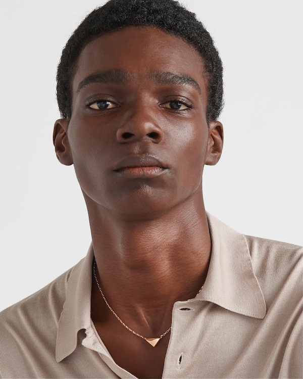 Eternal Gold necklace in rose gold with mini triangle pendant Eternal Gold necklace in rose gold with mini triangle pendant