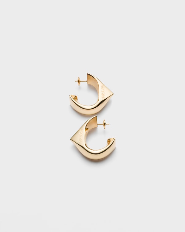 أقراط بتصميم كلاسيكي من الذهب الأصفر - ذهبي أقراط بتصميم كلاسيكي من الذهب الأصفر - ذهبي