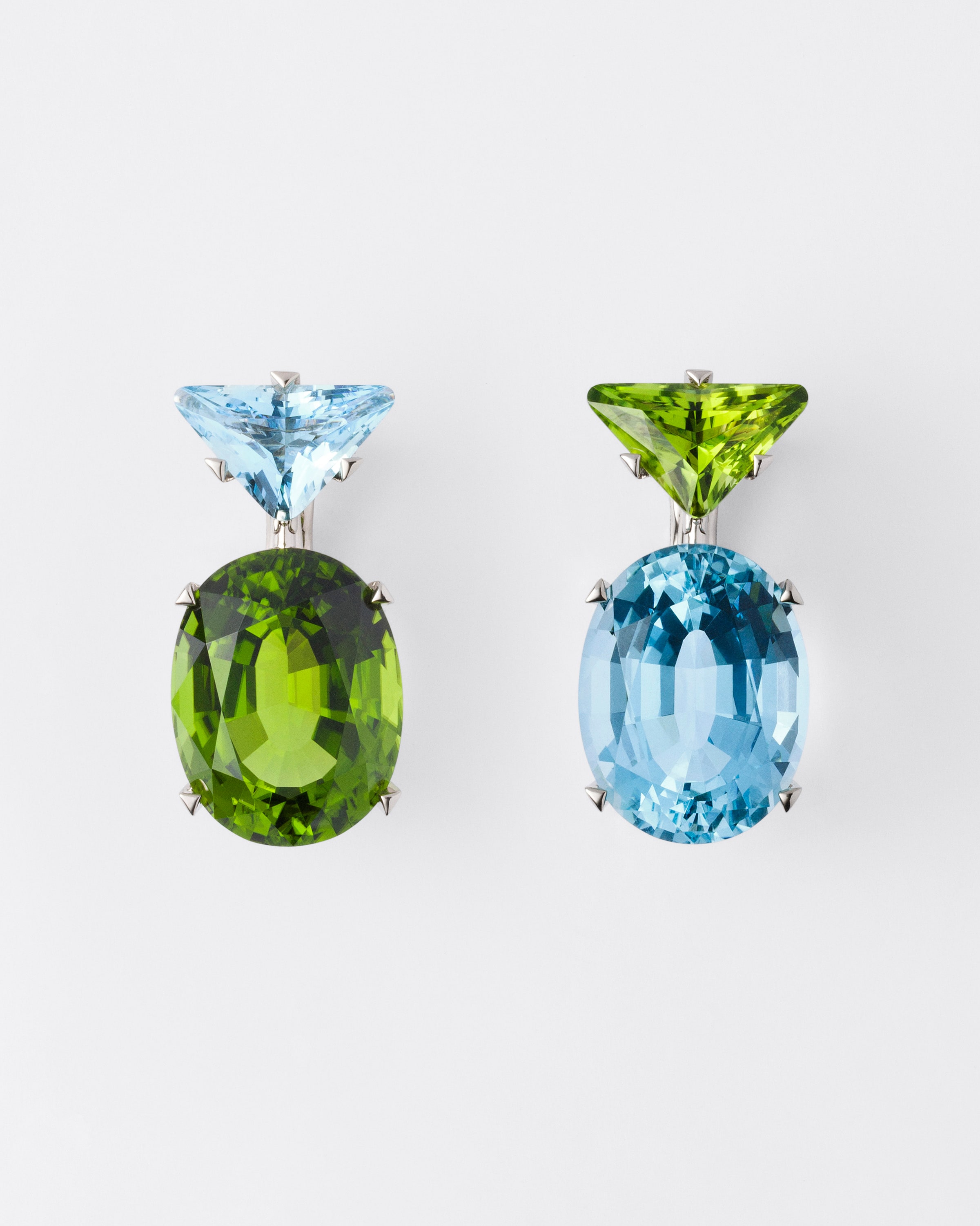 Couleur Vivante pendant earrings - white gold with aquamarine and peridot