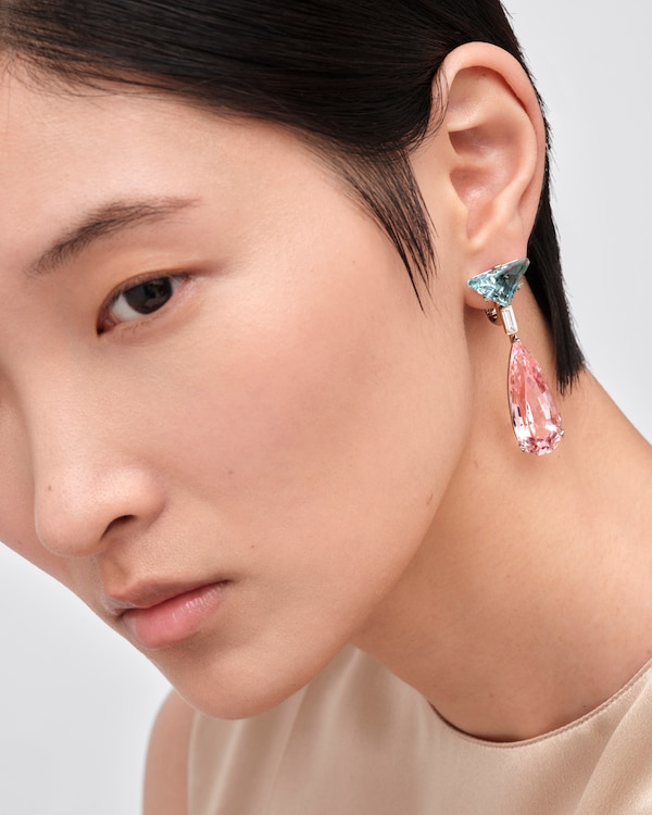 Pendientes largos Couleur Vivante en oro blanco con aguamarina, morganitas y diamantes - Oro/Aguamarina/Blanco/Morganita Pendientes largos Couleur Vivante en oro blanco con aguamarina, morganitas y diamantes - Oro/Aguamarina/Blanco/Morganita