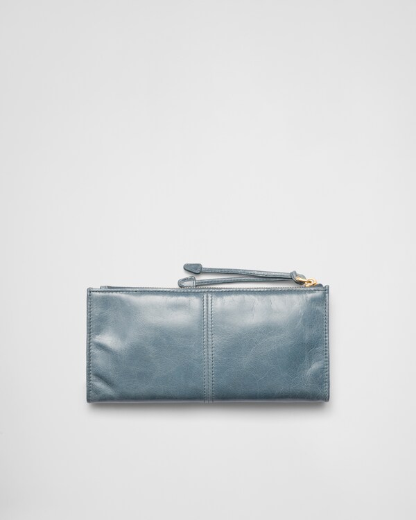 Leather pouch Leather pouch