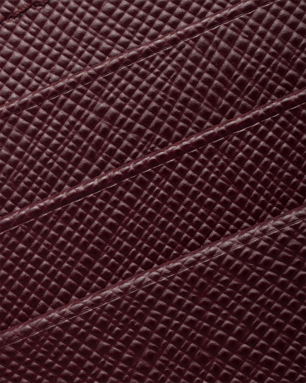 حامل بطاقات من جلد سافيانو حامل بطاقات من جلد سافيانو