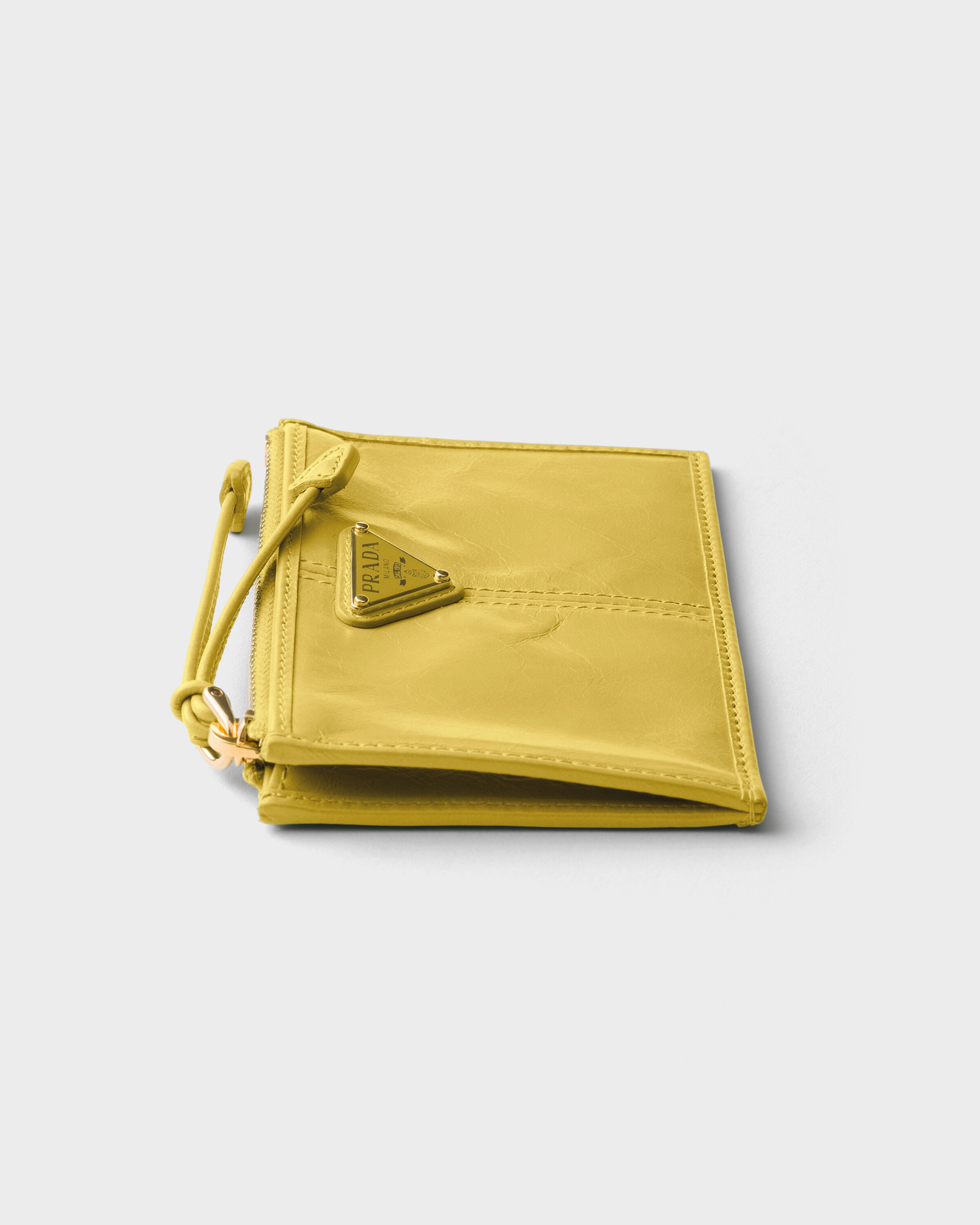 シトロンイエロー ファスナー付レザーカードケース | PRADA - 日本