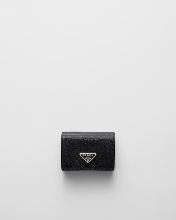 ブラック サフィアーノトライアングル 財布 | PRADA