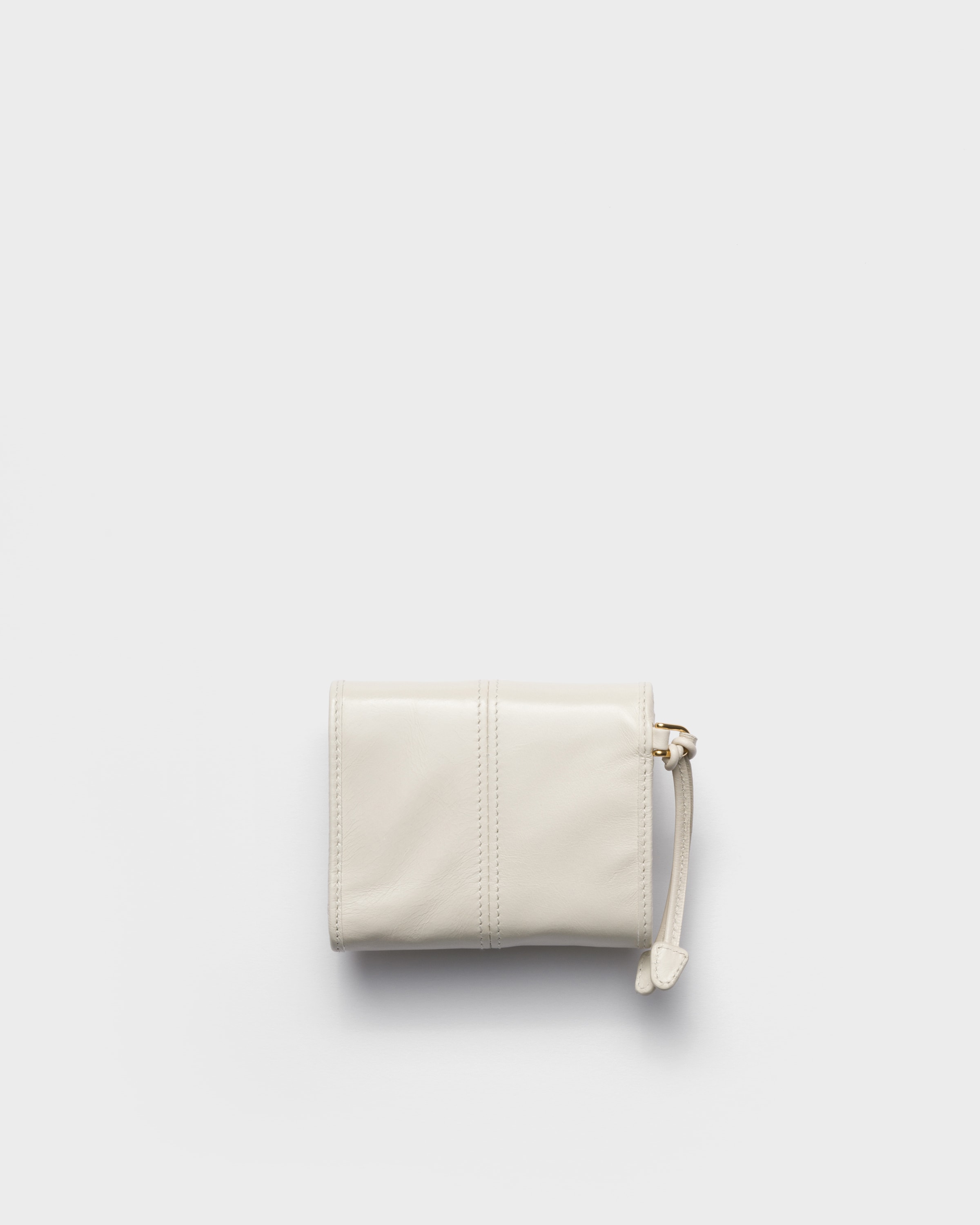 ホワイト ソフトルックスレザー 財布 | PRADA - 日本
