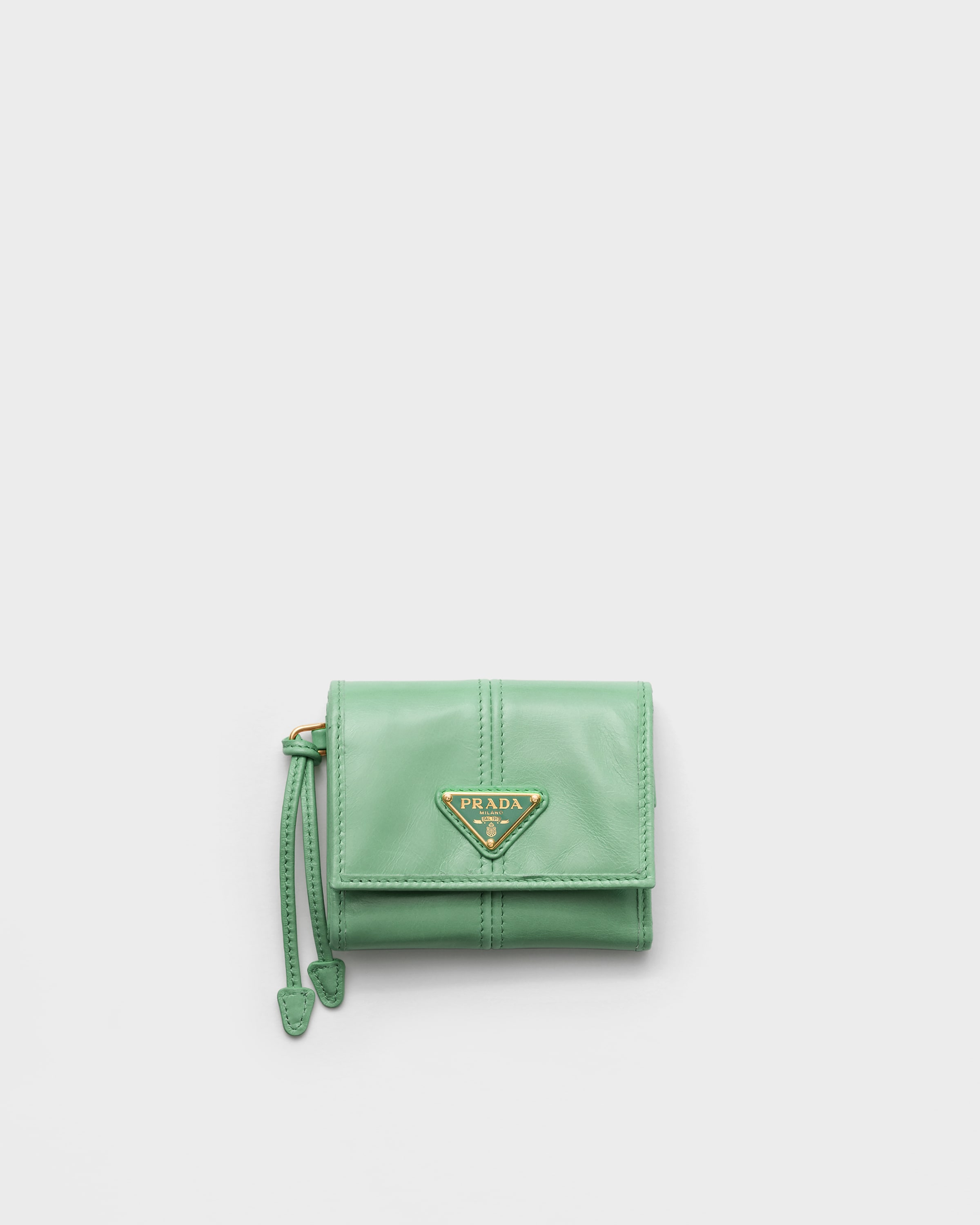 アクアマリン ソフトルックスレザー 財布 | PRADA - 日本
